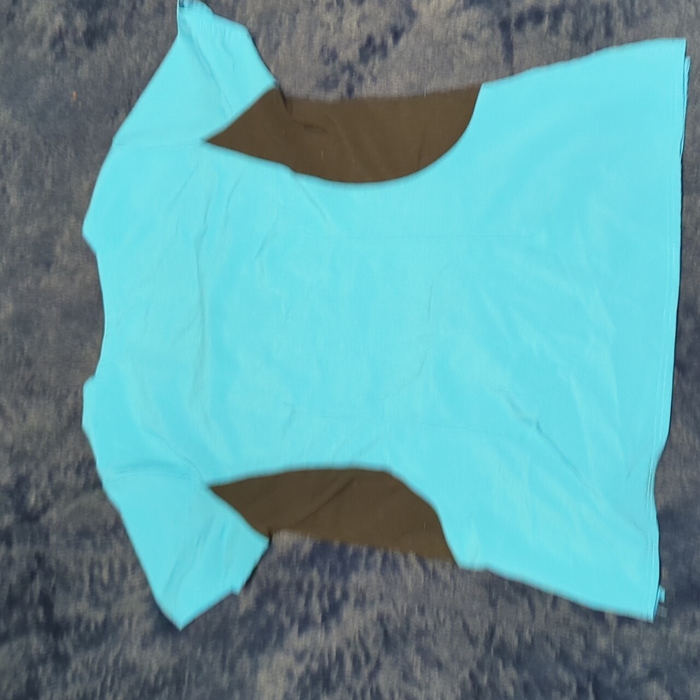Scrub top - Picture 2 of 2
